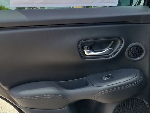 New 2026 Honda HR-V EX-L image 8