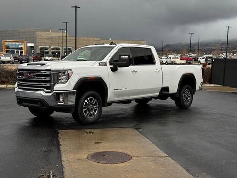 Used 2022 GMC Sierra 3500 SLE w/ SLE Convenience Package image 6