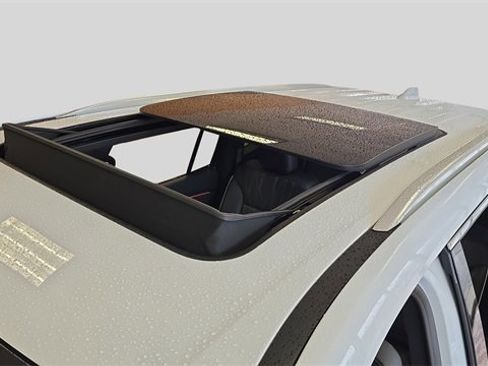 New 2026 Buick Enclave Avenir w/ Super Cruise Package image 30