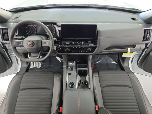 New 2026 Nissan Pathfinder Rock Creek image 9