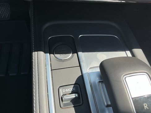 Used 2025 INFINITI QX60 Sensory w/ Vision Package AWD/4WD image 20