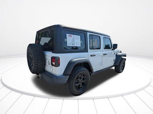Used 2022 Jeep Wrangler Unlimited Sport image 4