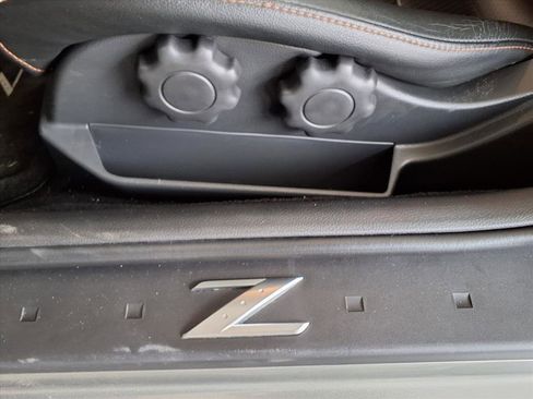 Used 2004 Nissan 350Z Touring image 13