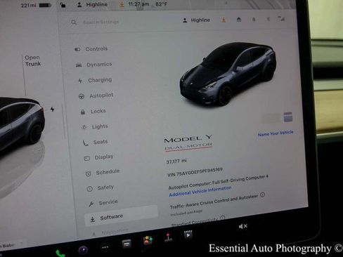 Used 2023 Tesla Model Y Performance AWD/4WD image 31