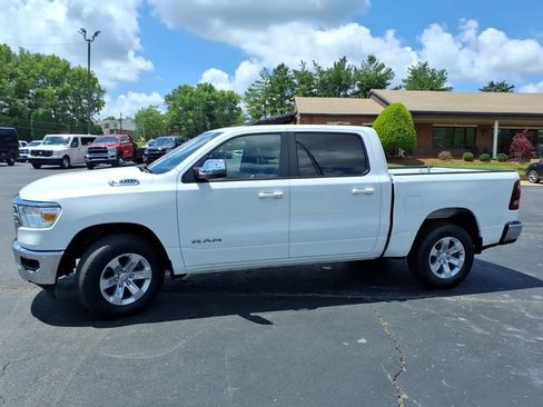 Used 2024 RAM 1500 Laramie AWD/4WD image 19