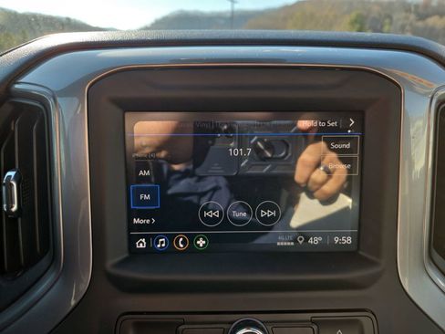 Used 2024 Chevrolet Silverado 1500 Custom image 20