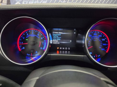 Used 2020 Ford Mustang Premium RWD image 19