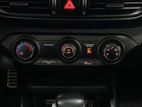 Used 2021 Kia Forte GT-Line w/ GT-Line Premium Package FWD image 24