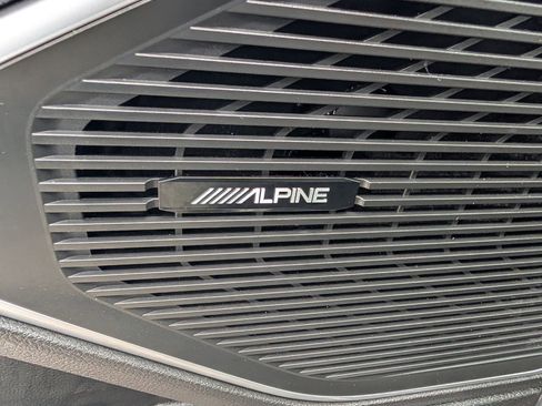 Used 2024 Jeep Wagoneer Series II w/ Flexible Seating Group RWD image 27