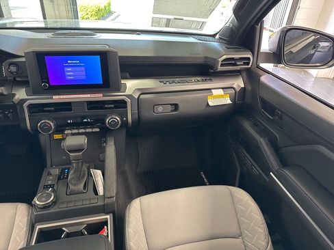 New 2026 Toyota Tacoma SR5 AWD/4WD image 44