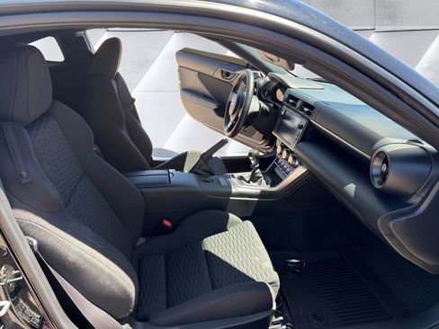 Used 2024 Toyota GR86 RWD image 13