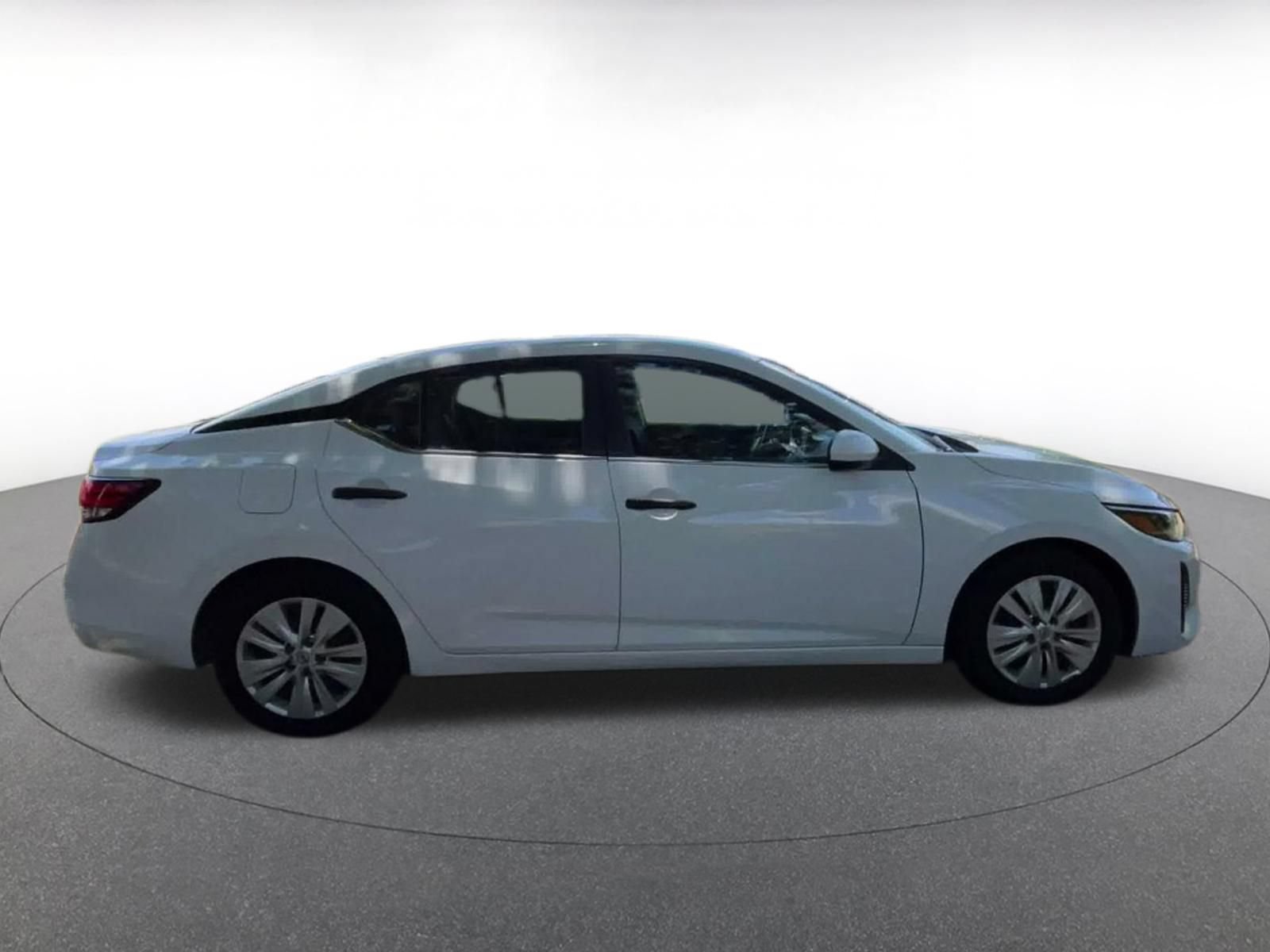 Used 2025 Nissan Sentra S FWD image 15