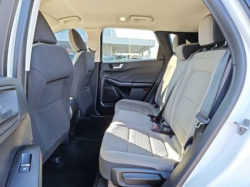 Used 2021 Ford Escape SE image 11