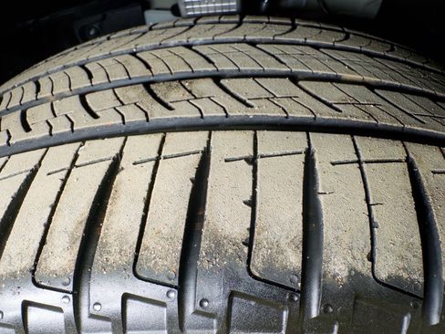 Used 2026 Tesla Model Y Long Range image 38