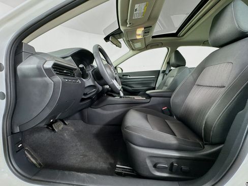 Used 2023 Nissan Altima 2.5 SV w/ SV Premium Package FWD image 21