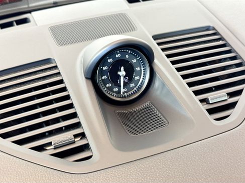 Used 2022 Porsche 911 Carrera image 29