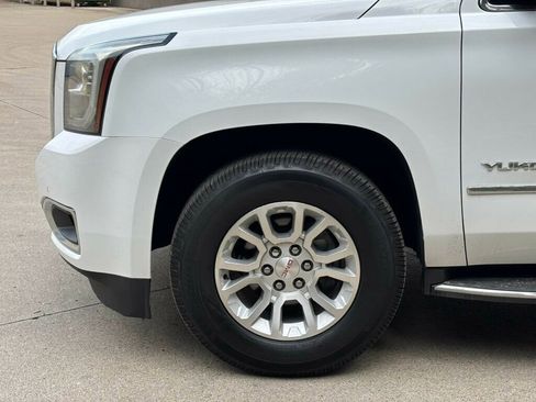 Used 2018 GMC Yukon SLT image 39
