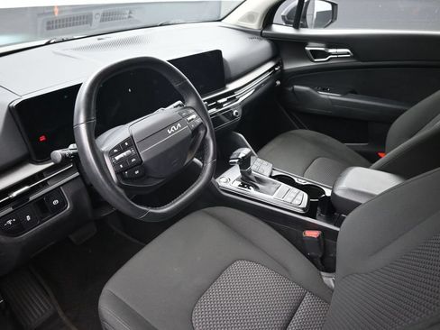 Used 2026 Kia Sportage LX FWD image 18