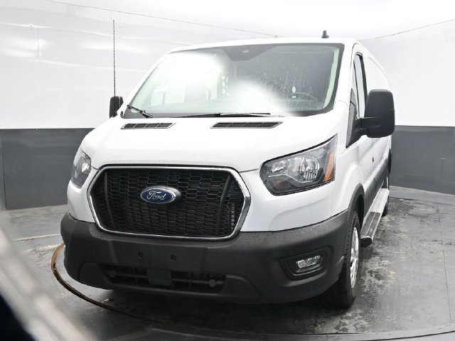 Used 2025 Ford Transit 250 Low Roof w/ Exterior Upgrade Package RWD image 2