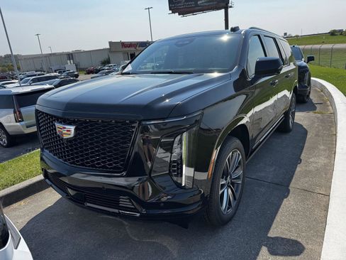 New 2026 Cadillac Escalade ESV Sport AWD/4WD image 2