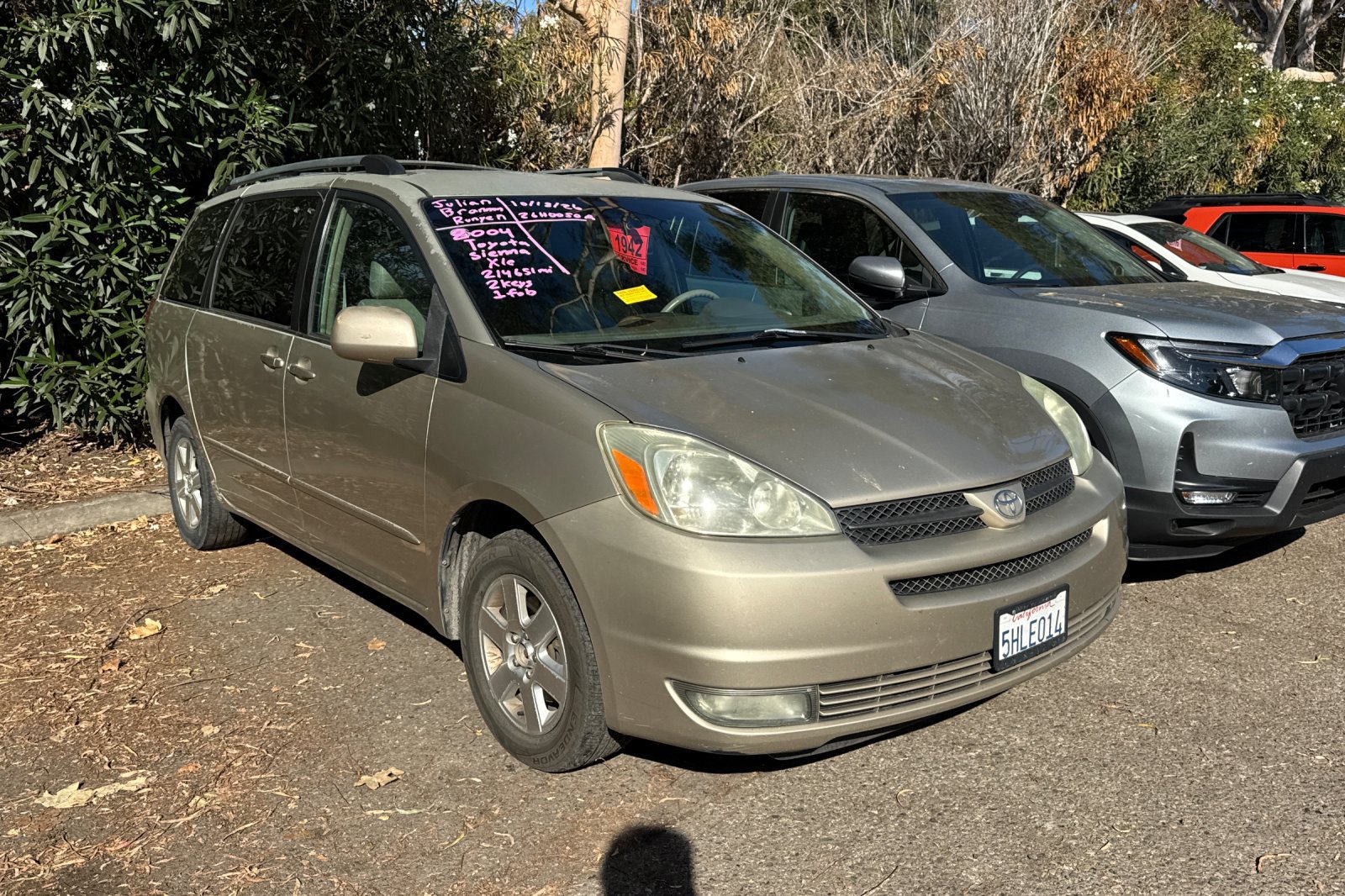 Used 2004 Toyota Sienna XLE FWD image 2