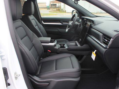 New 2026 GMC Terrain Elevation w/ Elevation Premium Package image 46