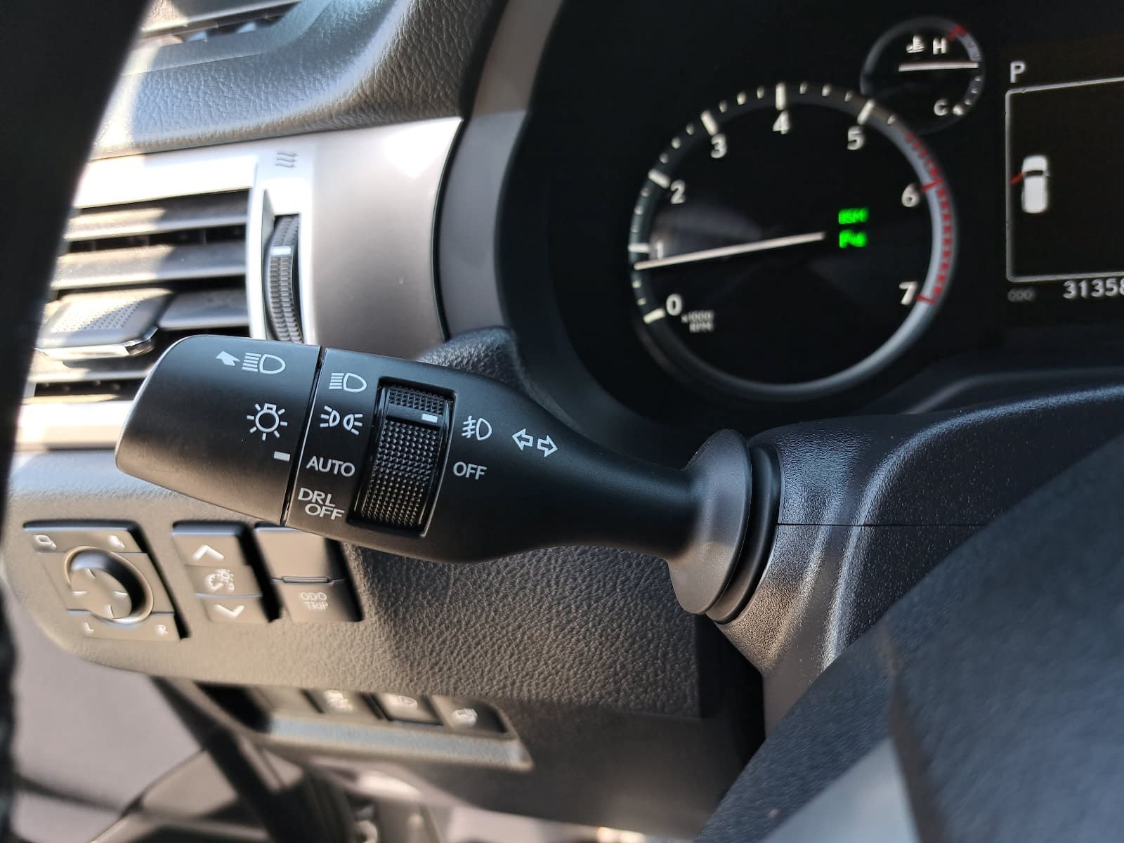 Used 2023 Lexus GX 460 Premium w/ Premium Package AWD/4WD image 27