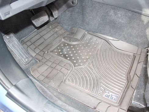 Used 2023 Subaru Forester Limited AWD/4WD image 25