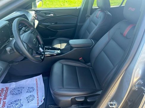 Certified 2024 Chevrolet Trax RS w/ Driver Confidence Package image 26