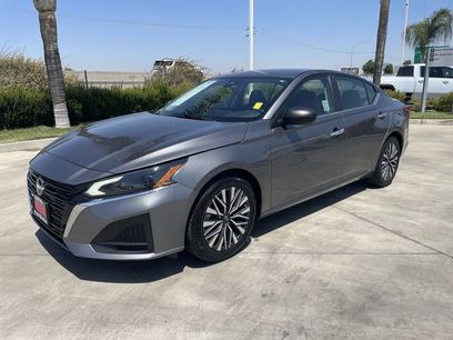 Used 2024 Nissan Altima 2.5 SV