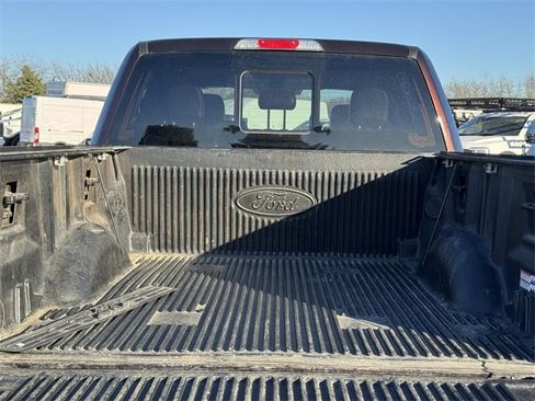 Used 2019 Ford F150 Platinum w/ Equipment Group 701A Luxury image 32