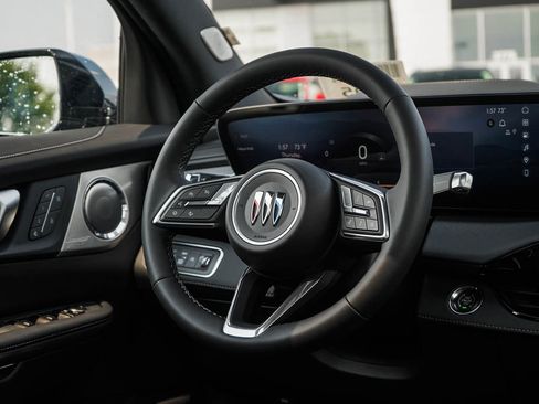 New 2026 Buick Enclave Avenir w/ LPO, Floor Liner Package image 17