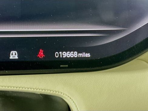 Used 2023 Land Rover Range Rover SE AWD/4WD image 12