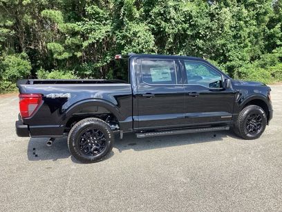 New 2025 Ford F150 XLT w/ Equipment Group 301A Standard