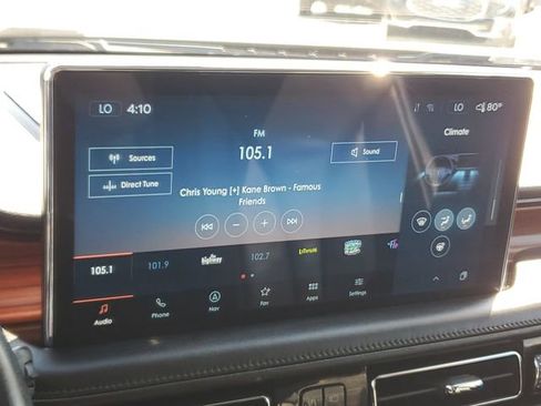 Used 2022 Lincoln Nautilus Reserve FWD image 26