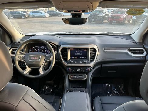 Used 2023 GMC Acadia Denali w/ Denali Ultimate Package AWD/4WD image 27