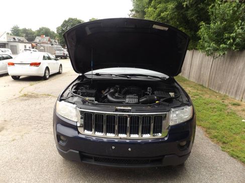 Used 2012 Jeep Grand Cherokee Laredo AWD/4WD image 11