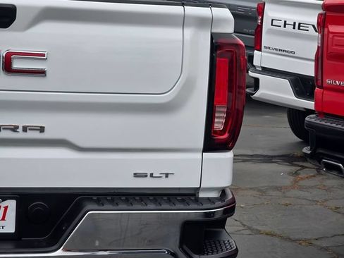 Used 2025 GMC Sierra 1500 SLT RWD image 8