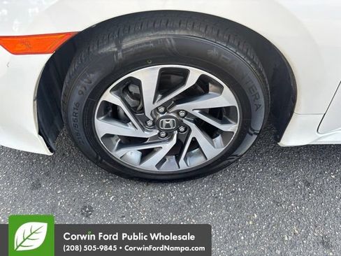 Used 2017 Honda Civic EX image 9
