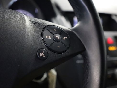 Used 2011 Mercedes-Benz C 300 4MATIC Sedan image 22