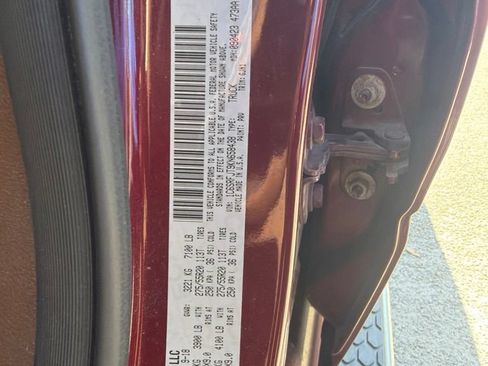 Used 2019 RAM 1500 Laramie AWD/4WD image 14