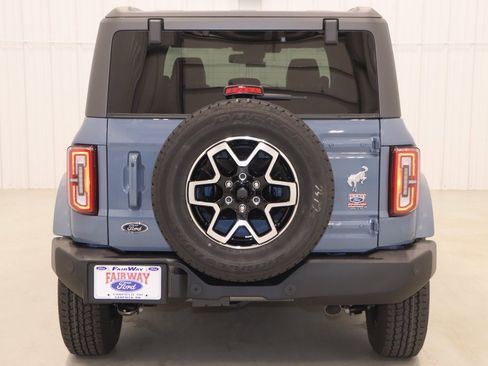 New 2025 Ford Bronco Outer Banks image 7