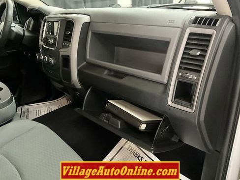 Used 2016 RAM 1500 Express AWD/4WD image 38