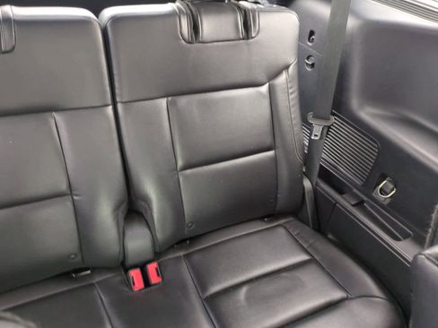 Used 2020 Ford Explorer XLT w/ Equipment Group 202A image 21