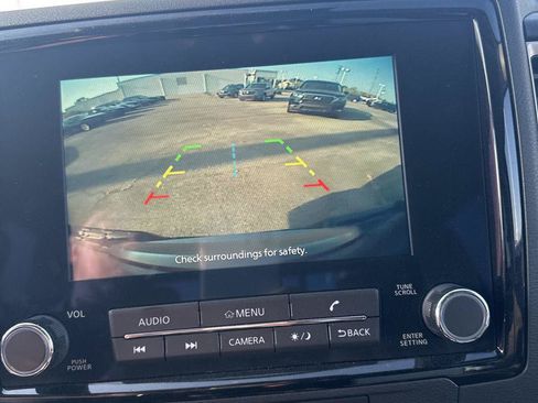 Used 2022 Nissan Frontier SV RWD image 15