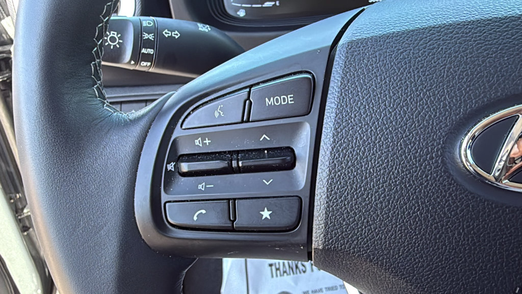 Used 2026 Hyundai Venue SEL FWD image 21