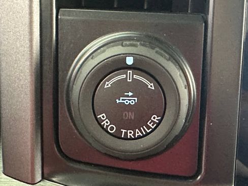 Used 2022 Ford F150 Lariat w/ Equipment Group 502A High AWD/4WD image 35
