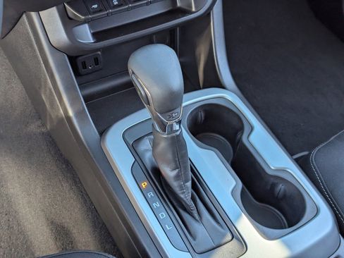 Used 2022 Chevrolet Colorado LT w/ Safety Package image 31