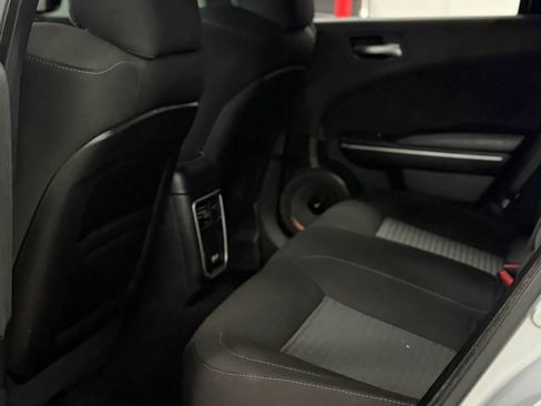 Used 2020 Dodge Charger Scat Pack RWD image 15