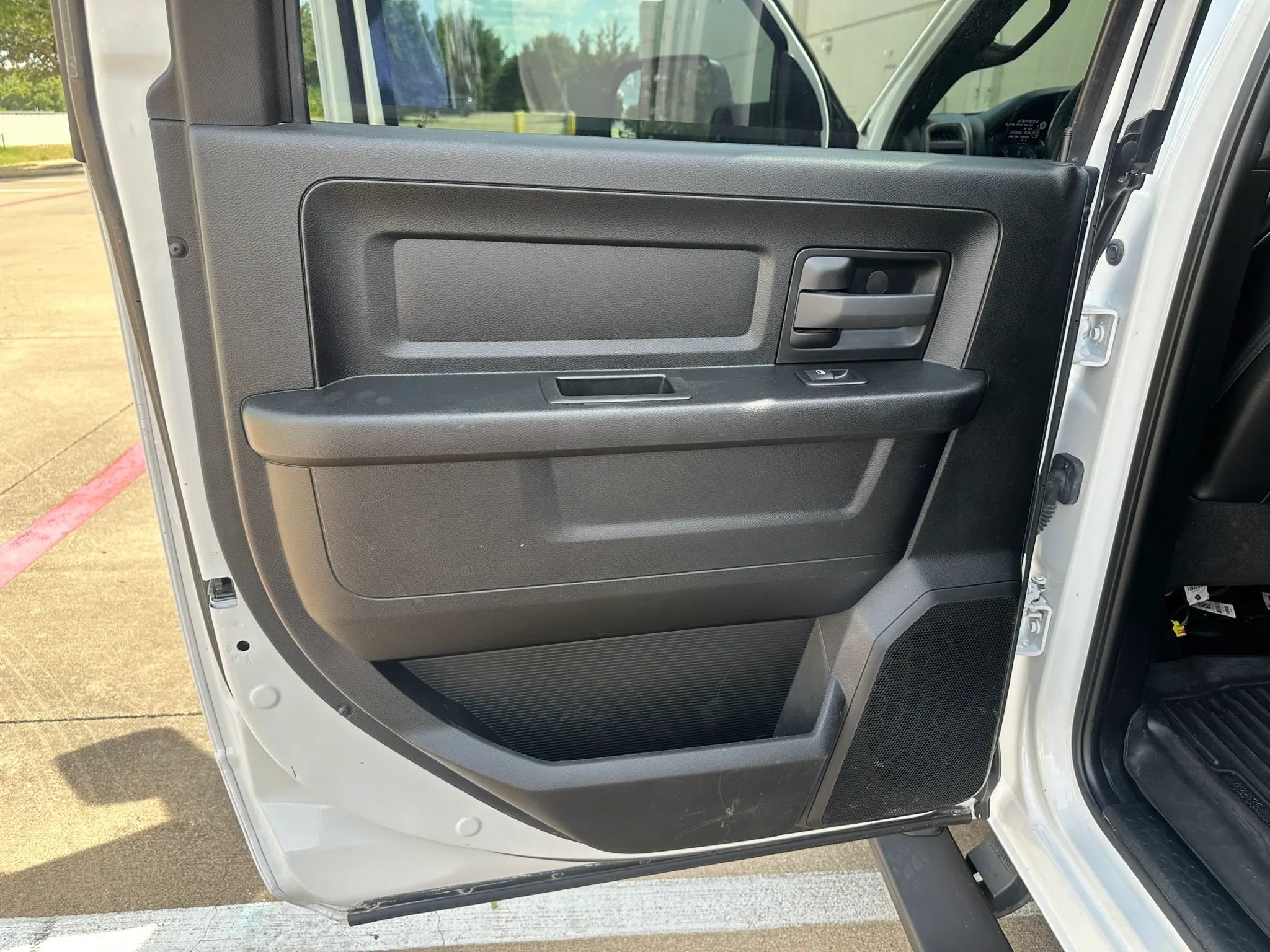 Used 2021 RAM 3500 Tradesman w/ Chrome Appearance Group AWD/4WD image 20